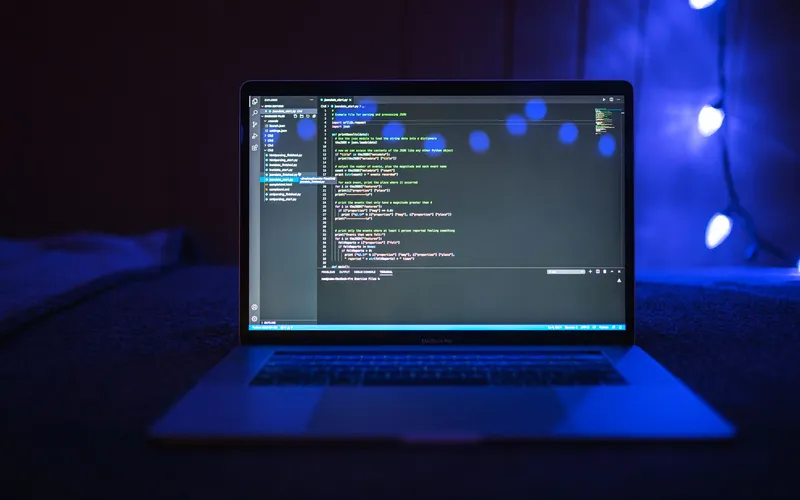 How to Write AI Coding Prompts Developers Actually Use in 2026